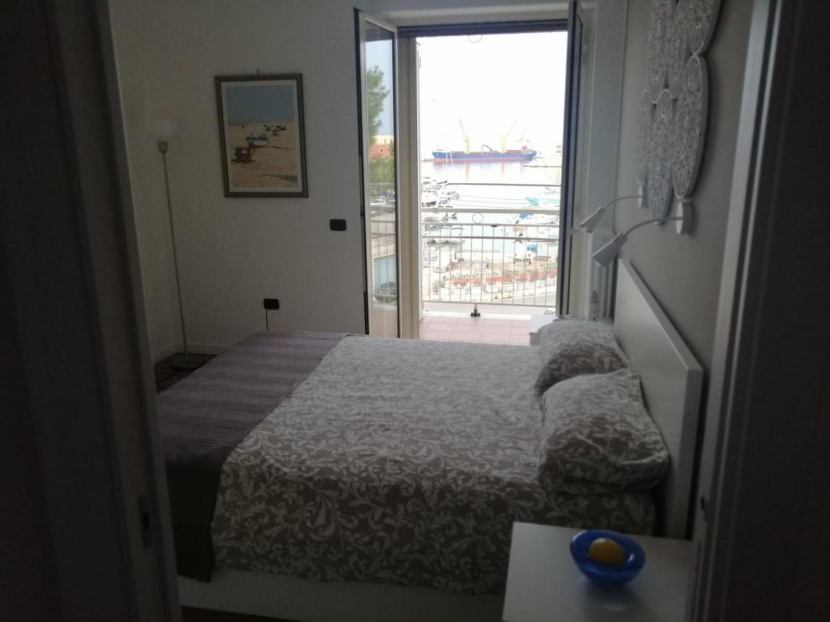 Monopoli Guest House Ba07203091000019440 Exteriör bild